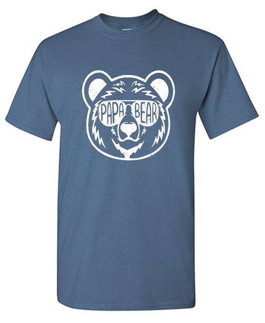 Funny T-Shirts design "Papa Bear - Fathers Day Shirt"